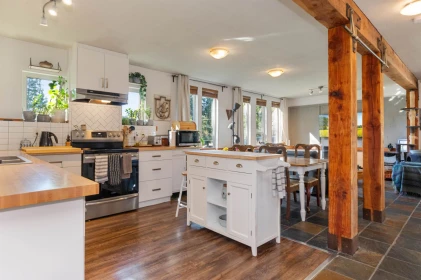 Kitchen Photo of 66662 Summer Road, Hope, BC