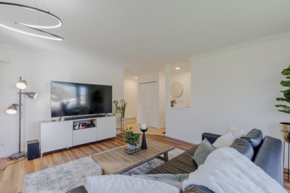 Laundry Room Photo of 20180 Wanstead Street, Maple Ridge, BC