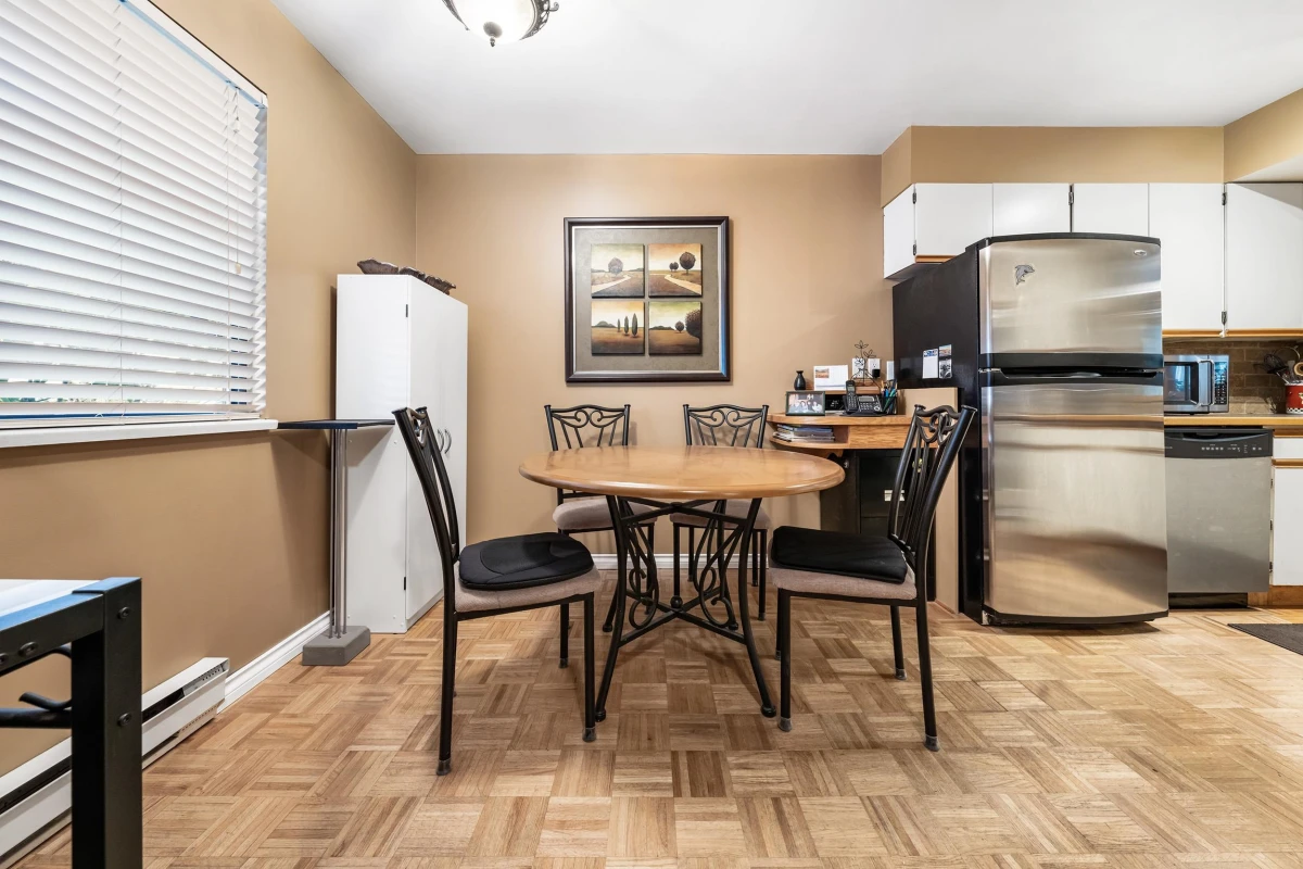 Family Room Photo of 139 13880 74 Avenue, Surrey, BC