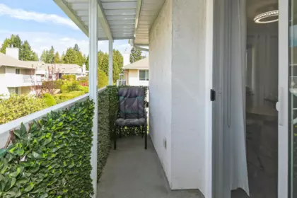 Hallway Photo of 20 2475 Emerson Street, Abbotsford, BC