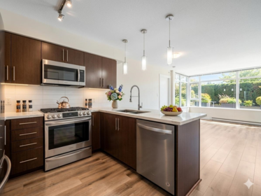 Kitchen Island Photo of 503 8068 Westminster Highway, Richmond, BC