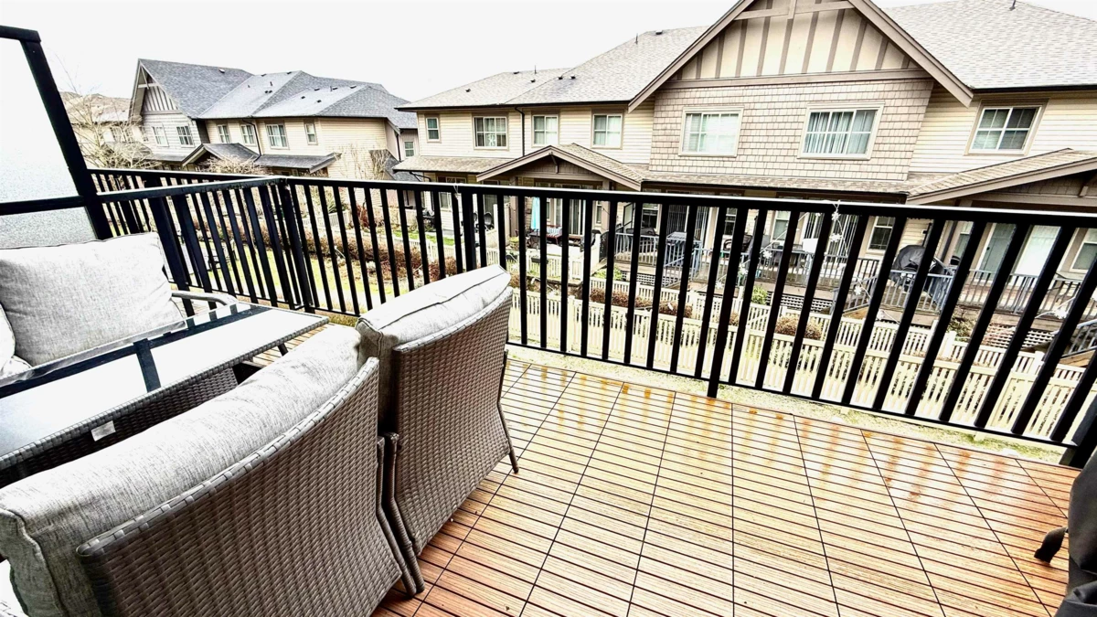 Laundry Room Photo of 98 9525 204 Street, Langley, BC