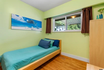 Powder Room Photo of 11275 150 Street, Surrey, BC