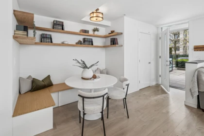 TH4 128 E 8th Street, North Vancouver, BC, North Vancouver — Townhouse for sale