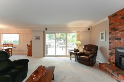 Kitchen Photo of 6720 Goldsmith Drive, Richmond, BC