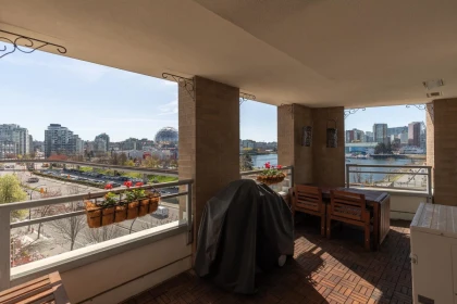 Office / Den Photo of 605 120 Milross Avenue, Vancouver, BC