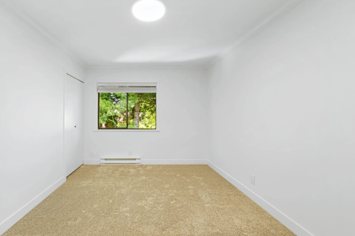 Dining Area Photo of 310 10620 150 Street, Surrey, BC