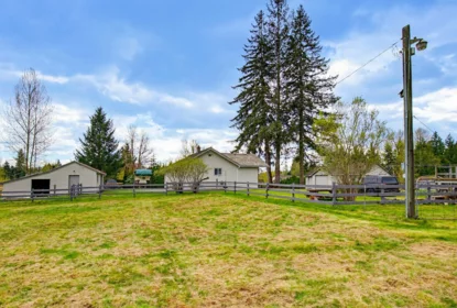 Backyard Photo of 34045 Hartman Avenue, Mission, BC