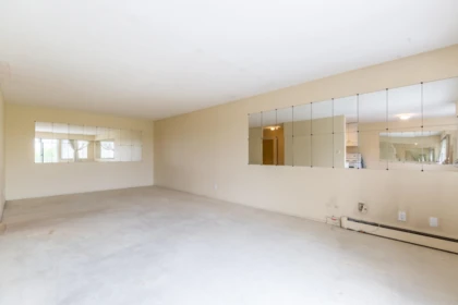 Kitchen Island Photo of 321 17707 57a Avenue, Surrey, BC