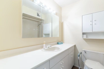 Mudroom Photo of 321 17707 57a Avenue, Surrey, BC