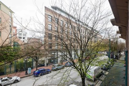 Hot Tub / Spa Photo of 507 22 E Cordova Street, Vancouver, BC