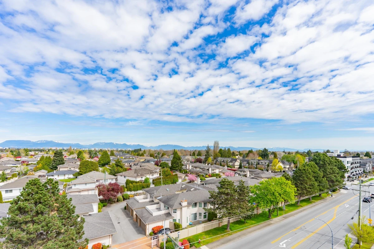 Family Room Photo of 519 10020 Dunoon Drive, Richmond, BC