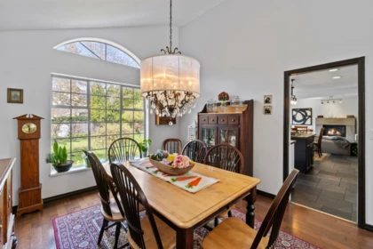 Kitchen Island Photo of 1618 Draycott Road, North Vancouver, BC