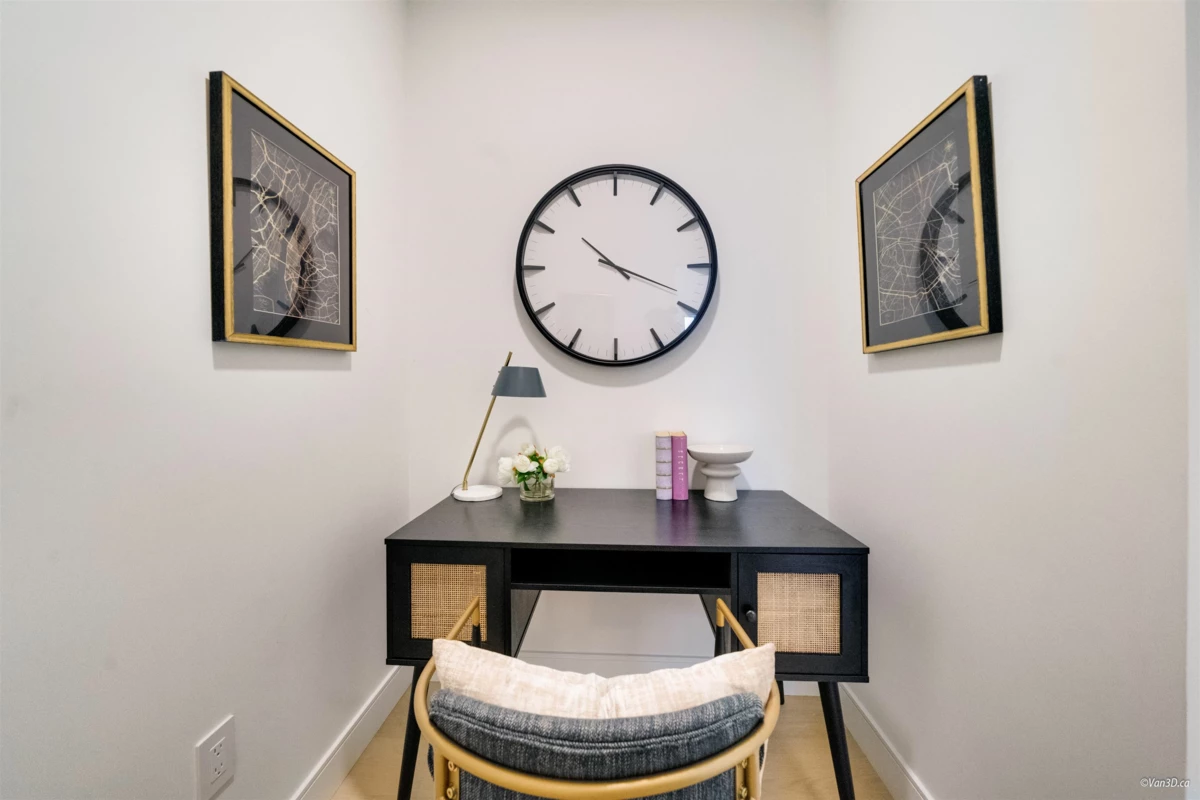 Dining Area Photo of 206 918 W 32nd Avenue, Vancouver, BC