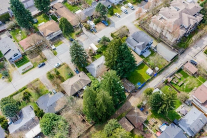 Front Yard Photo of 1939 Westminster Avenue, Port Coquitlam, BC
