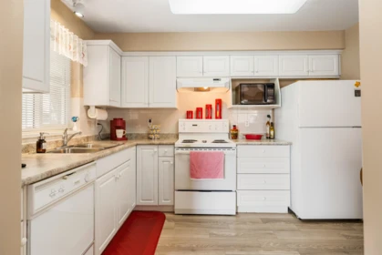 Primary Bedroom Photo of 204 2772 Clearbrook Road, Abbotsford, BC