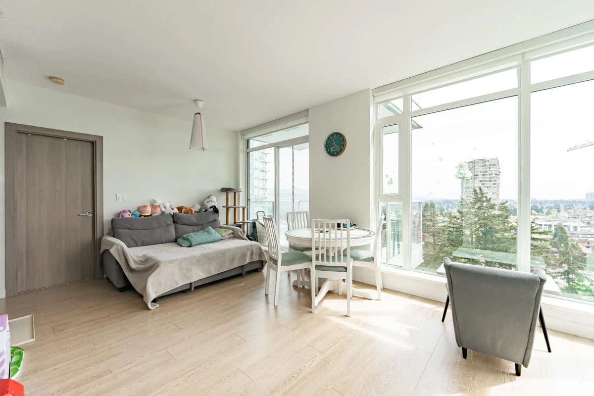Living Room Photo of 1901 6538 Nelson Avenue, Burnaby, BC