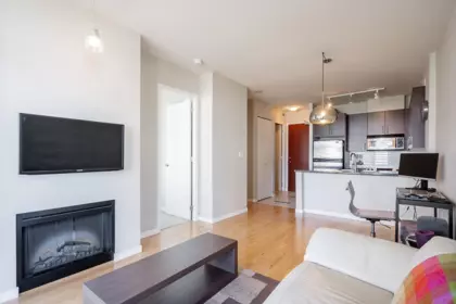 Primary Bedroom Photo of 905 2345 Madison Avenue, Burnaby, BC