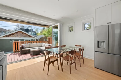 Primary Bedroom Photo of 1008 E 14th Avenue, Vancouver, BC