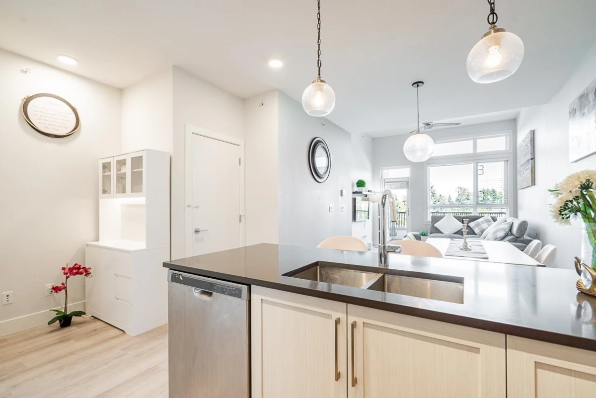 Dining Area Photo of 417 2960 151 Street, Surrey, BC