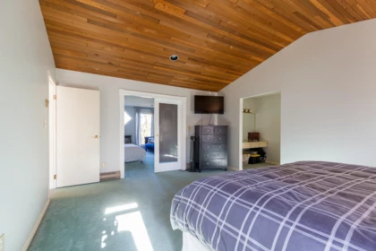 Garage Interior Photo of 25339 76 Avenue, Langley, BC