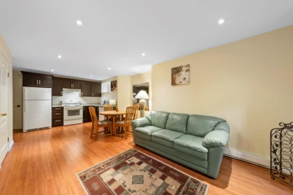 Backyard Photo of 1410 Mountainview Court, Coquitlam, BC