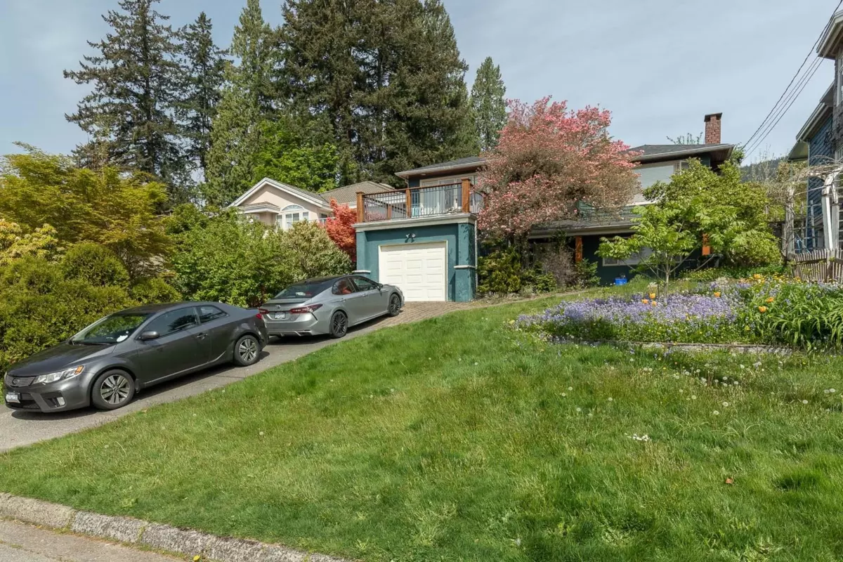 Exterior Rear Photo of 164 E Carisbrooke Road, North Vancouver, BC