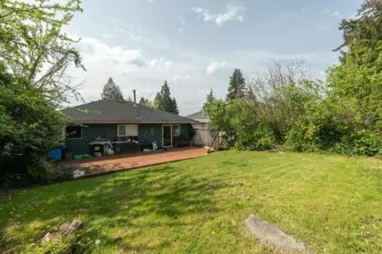 Laundry Room Photo of 164 E Carisbrooke Road, North Vancouver, BC