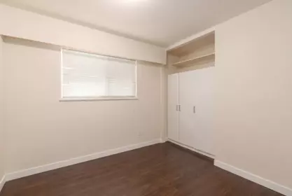 Walk-In Closet Photo of 164 E Carisbrooke Road, North Vancouver, BC