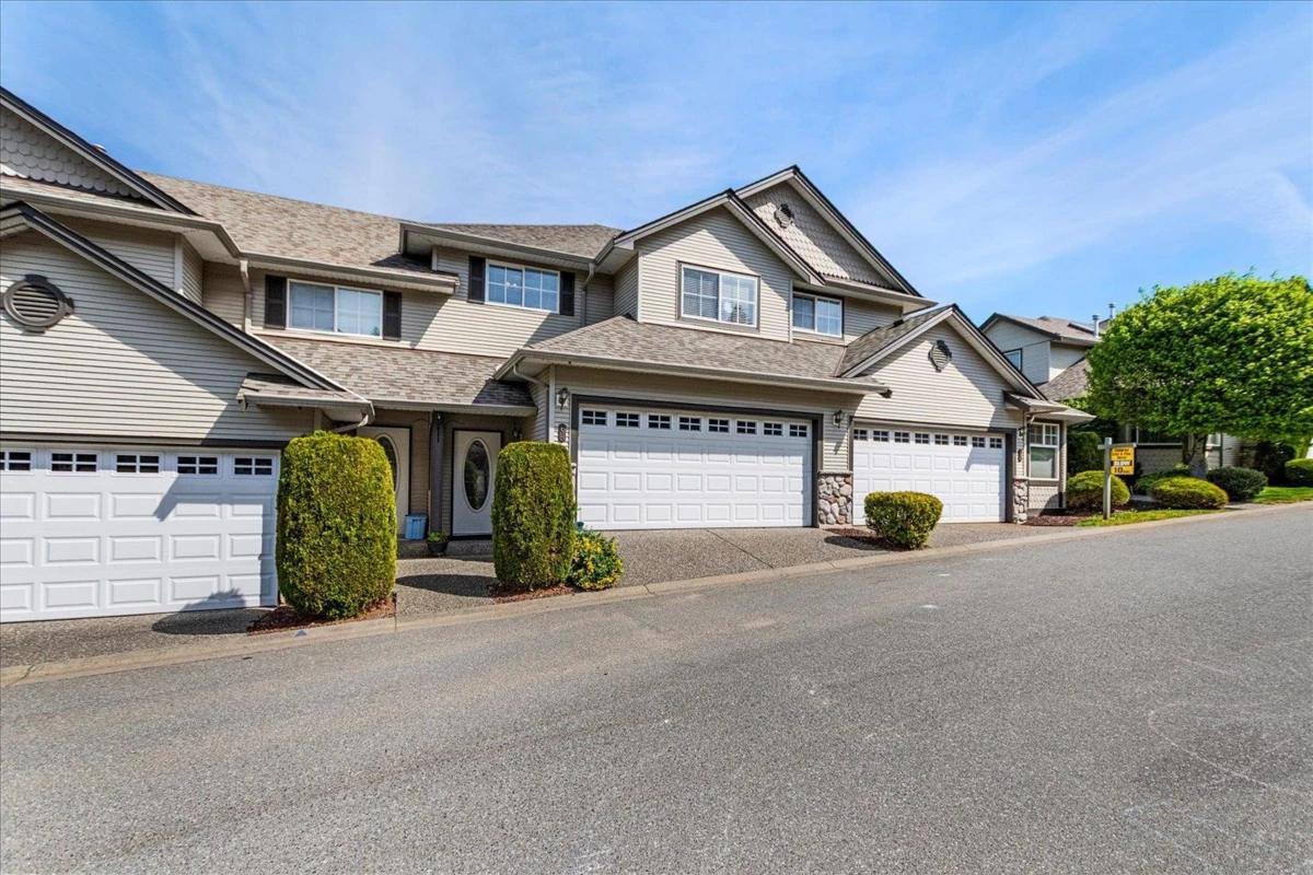 Exterior Rear Photo of 64 46360 Valleyview Road, Chilliwack, BC