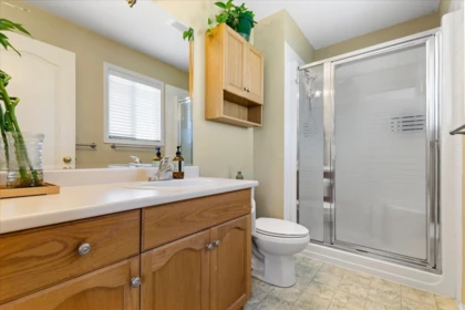 Mudroom Photo of 64 46360 Valleyview Road, Chilliwack, BC