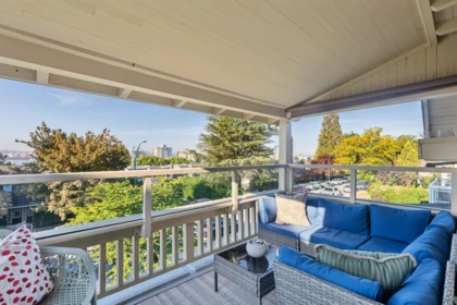 1 244 E 5th Street, North Vancouver, BC, North Vancouver — Townhouse for sale
