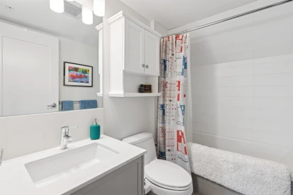 Hallway Photo of 1 244 E 5th Street, North Vancouver, BC