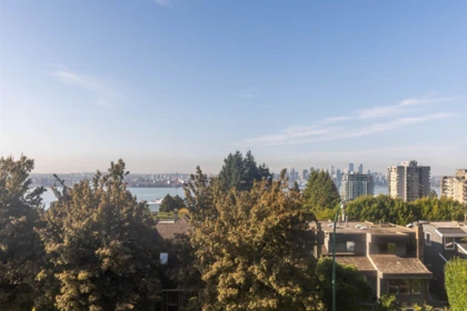 1 244 E 5th Street, North Vancouver, BC, North Vancouver — Townhouse for sale