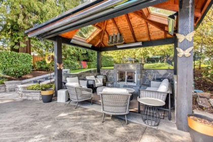 Outdoor Kitchen Photo of 805 Rochester Avenue, Coquitlam, BC