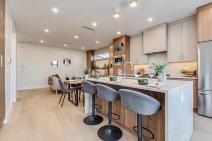 Breakfast Nook Photo of 1 2945 E 44th Avenue, Vancouver, BC