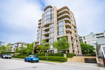 Aerial View of 603 15445 Vine Avenue, White Rock, BC