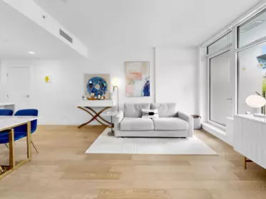 304 4963 Cambie Street, Vancouver, BC, Vancouver — Apartment/Condo for sale