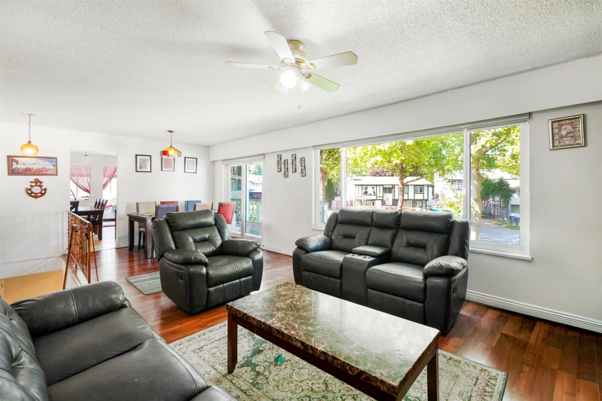Family Room Photo of 13312 Sutton Place, Surrey, BC