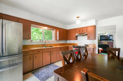 Kitchen Island Photo of 13312 Sutton Place, Surrey, BC