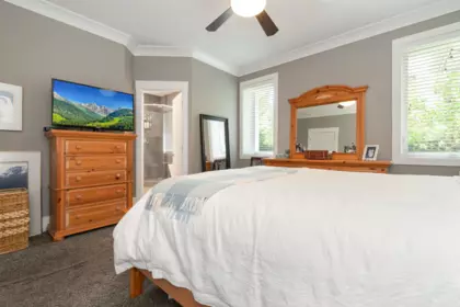 Hallway Photo of 35576 Goodbrand Drive, Abbotsford, BC