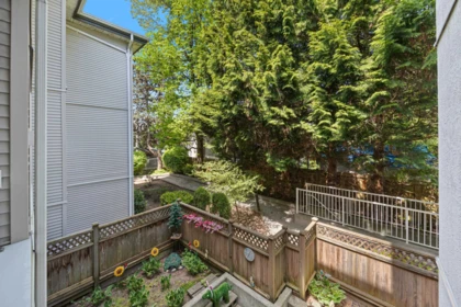 Garden / Landscaping Photo of 202 7188 Royal Oak Avenue, Burnaby, BC