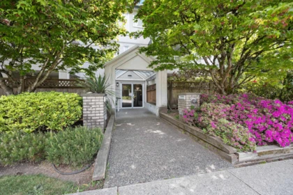 202 7188 Royal Oak Avenue, Burnaby, BC, Burnaby — Apartment/Condo for sale