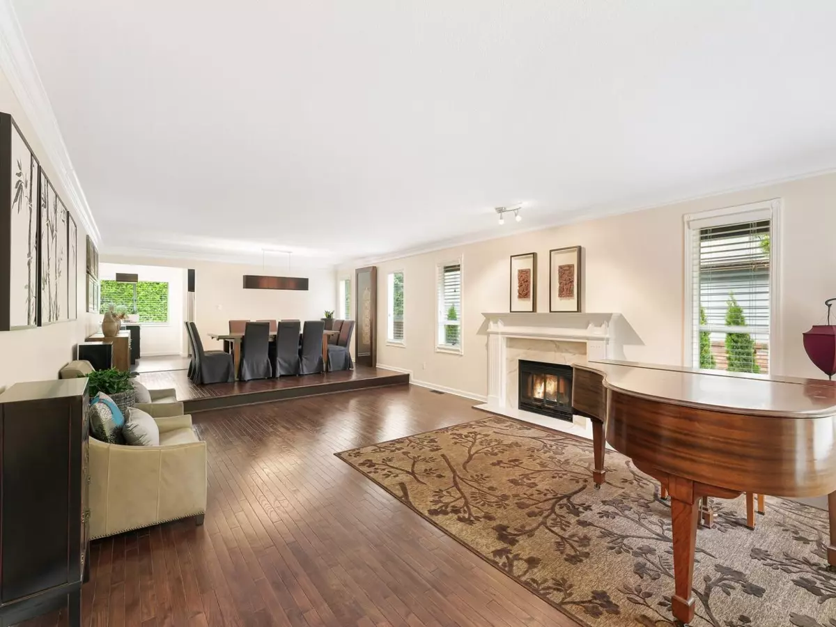 Family Room Photo of 4426 Marine Drive, West Vancouver, BC