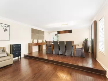 Breakfast Nook Photo of 4426 Marine Drive, West Vancouver, BC
