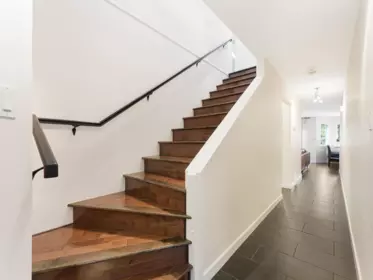 Mudroom Photo of 4426 Marine Drive, West Vancouver, BC