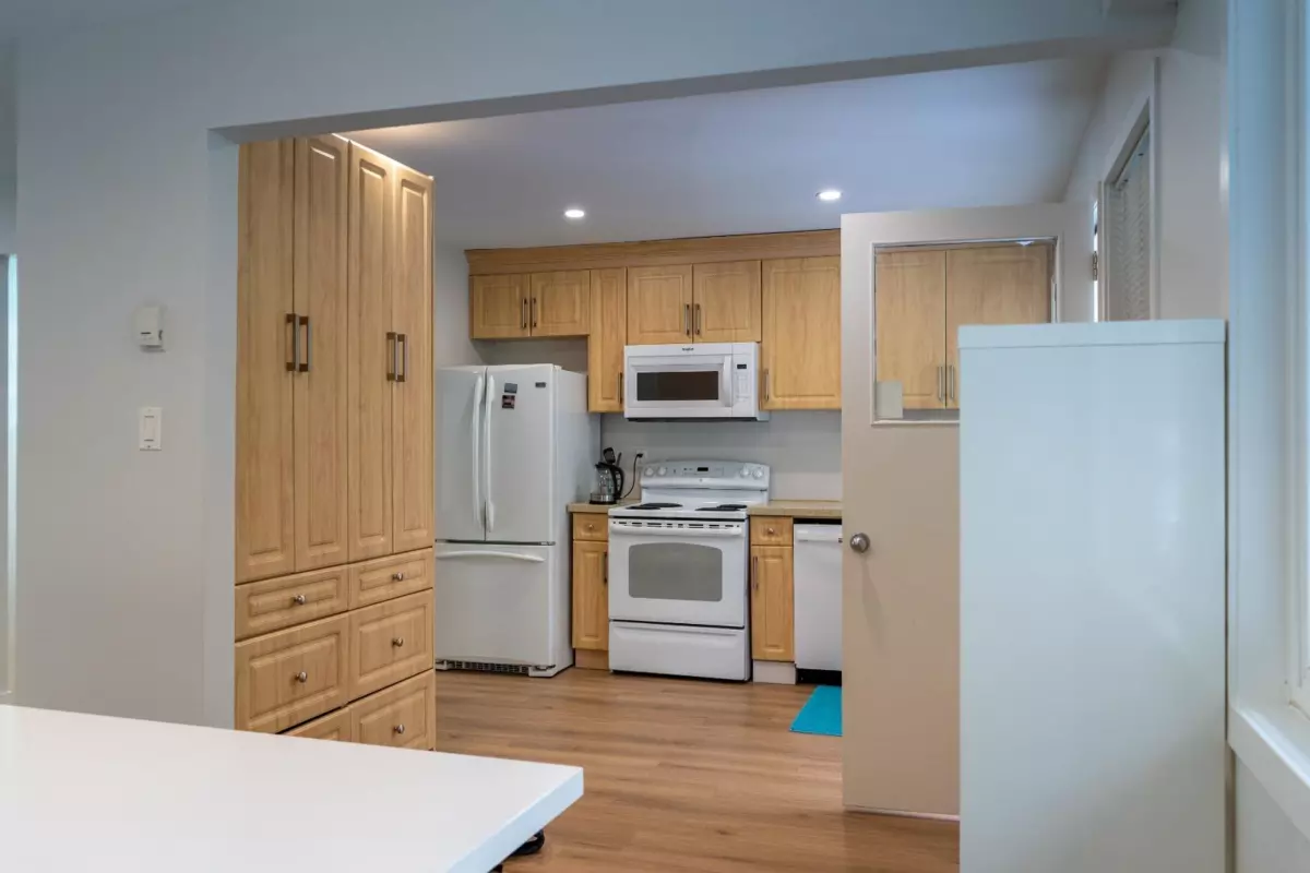 Family Room Photo of 356 W Queens Road, North Vancouver, BC