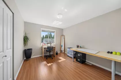 Entry Foyer Photo of 3 Simon Fraser Court, Port Moody, BC
