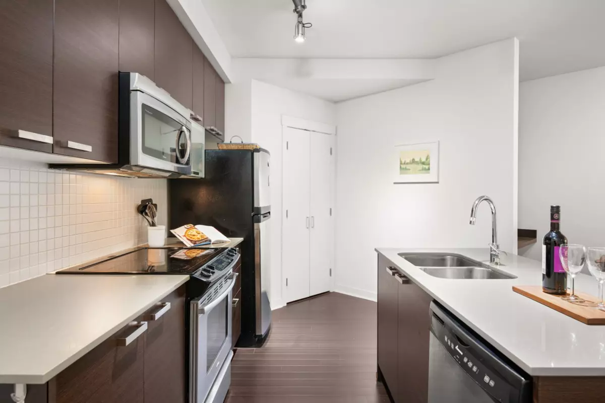 Dining Area Photo of 331 18818 68 Avenue, Surrey, BC
