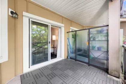Powder Room Photo of 331 18818 68 Avenue, Surrey, BC